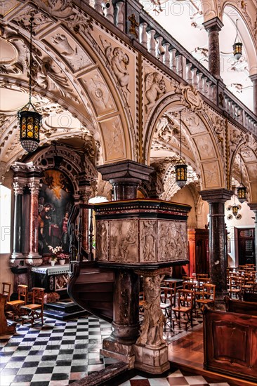 Pulpit, Cattedrale dei Santi Ilario e Taziano, 14th century, Gorizia, border town to Slovenia, Friuli, Italy, Gorizia, Friuli, Italy, Europe