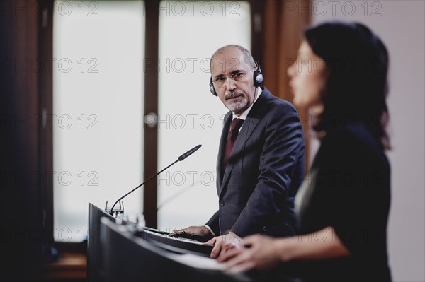 (R-L) Annalena Baerbock (Alliance 90/The Greens), Federal Foreign Minister, and Ayman Safadi, Foreign Minister of Jordan, speak to the media after a joint meeting in Berlin, 16 April 2024 / Photographed on behalf of the Federal Foreign Office