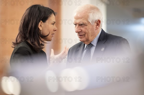 Annalena Baerbock (Alliance 90/The Greens), Federal Foreign Minister, and Josep Borrell, High Representative of the EU for Foreign Affairs and Security Policy, photographed during the meeting of G7 foreign ministers in Capri, 18 April 2024. Photographed on behalf of the Federal Foreign Office