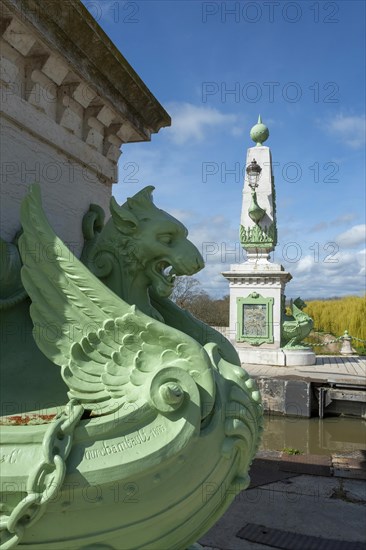 Briare, Canal bridge built by Gustave Eiffel, lateral canal to the Loire above the Loire river, Loiret department, Centre-Val de Loire, France, Europe