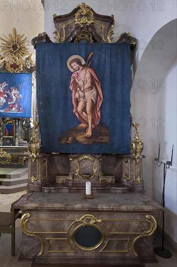 Historic Lenten cloth, made in 1726, right side altar, parish church of St Nicholas, Gundelsheim, Baden-Wuerttemberg, Germany, Europe