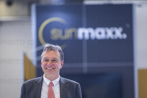 Sunmaxx PVT is a new innovative developer of photovoltaic thermal solar modules. The Fraunhofer ISE has confirmed an overall efficiency of 80% for the PX-1 premium module. The innovation is the combination of photovoltaics and solar thermal energy in one element. Managing Director Wilhelm Stein, Ottendorf-Okrilla, Saxony, Germany, Europe