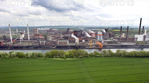 Aerial view of Salzgitter AG steelworks, 09.05.2015, Salzgitter, Lower Saxony, Germany, Europe