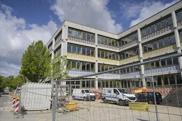 New primary school building, Nostizstrasse, Kreuzberg, Friedrichshain-Kreuzberg, Berlin, Germany, Europe