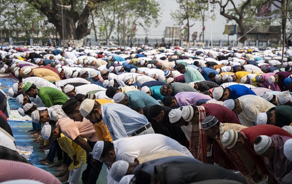 GUWAHATI, INDIA, APRIL 11: Muslims gather to perform Eid al-Fitr prayer at Eidgah in Guwahati, India on April 11, 2024. Muslims around the world are celebrating the Eid al-Fitr holiday, which marks the end of the fasting month of Ramadan