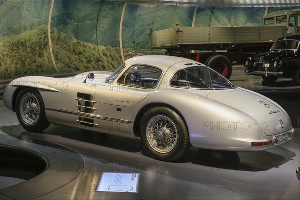 Mercedes-Benz 300 SLR Uhlenhaut Coupe, Mercedes-Benz Museum, Stuttgart, Baden-Wuerttemberg, Germany, Europe