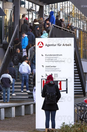 Queue at the employment agency in Berlin Lichtenberg, 03.03.2015, Berlin, Berlin, Germany, Europe