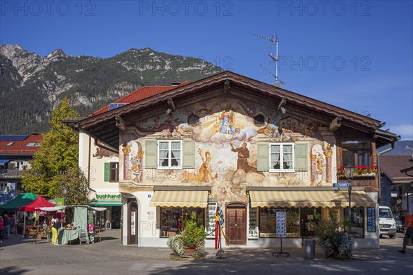 Lueftlmalerei on old house facade, Jocherhaus, Kramermassiv, district Garmisch, Garmisch-Partenkirchen, Werdenfelser Land, Upper Bavaria, Bavaria, Germany, Europe