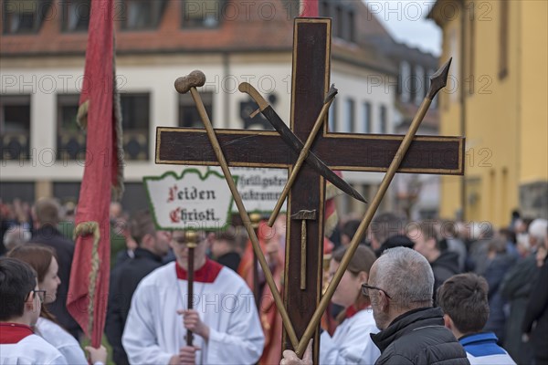 Historic Good Friday procession for 350 years with life-size wood-carved figures from the 18th century, Neunkirchen am Brand, Middle Franconia, Bavaria, Germany, Europe