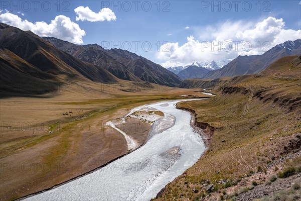 Mountain valley and river in the Tien Shan, Engilchek Valley, Kyrgyzstan, Issyk Kul, Kyrgyzstan, Asia