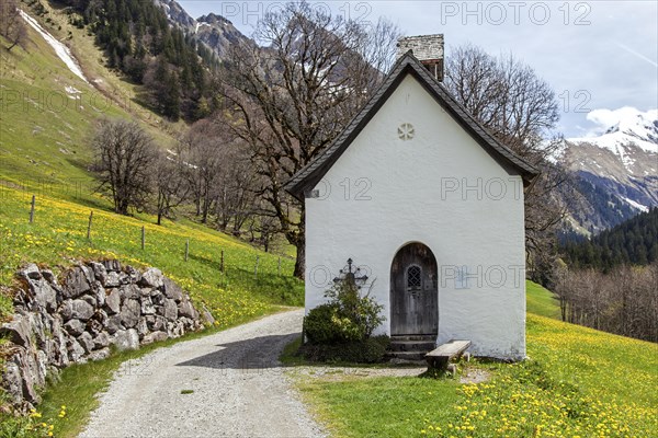 St Mary's Chapel in the historic mountain farming village of Gerstruben, Dietersbachtal, near Oberstdorf, Allgaeu Alps, Oberallgaeu, Allgaeu, Bavaria, Germany, Europe