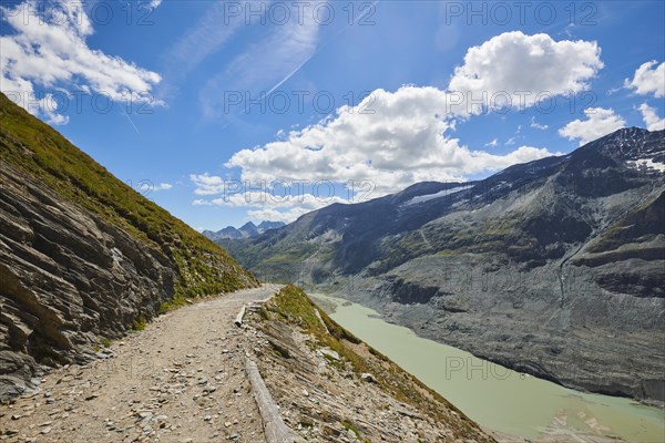 Gamsgrubenweg and mountains with Pasterze on a sunny day at Hochalpenstrasse, Pinzgau, Salzburg, Austria, Europe