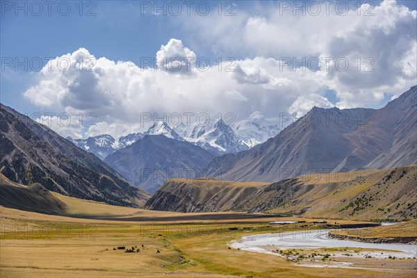 Mountain valley and river in the Tien Shan, Engilchek Valley, Kyrgyzstan, Issyk Kul, Kyrgyzstan, Asia