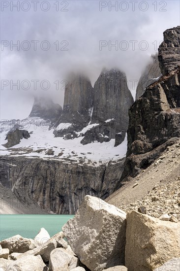 Paine Horns, Base of Torres del Paine Hike, Torres de Paine, Magallanes and Chilean Antarctica, Chile, South America