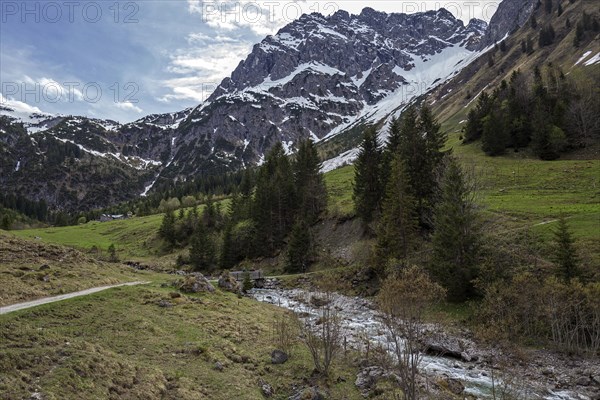 Gemstelbach, behind Widderstein, Gemsteltal, Mittelberg, Kleinwalsertal, Vorarlberg, Allgaeu Alps, Austria, Europe
