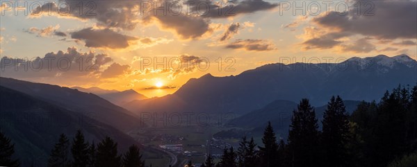 Sunset over the Liesingtal, in the evening light the village Kraubath, Schoberpass federal road, panoramic view, view from the lowlands, Leoben, Styria, Austria, Europe