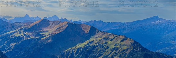 Panorama from Rubihorn, 1957m, to Fellhorn, 2038m, and Soellereck, 1706m, Allgaeu Alps, Allgaeu, Bavaria, Germany, Europe