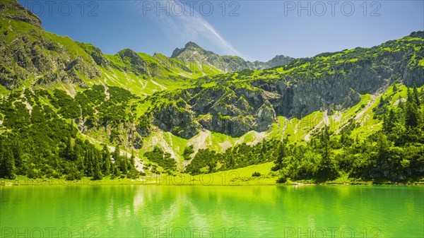 Lower Gaisalpsee, behind it the Nebelhorn, 2224m, Allgaeu Alps, Allgaeu, Bavaria, Germany, Europe