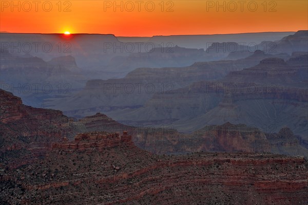 Spectacular sunset over the Grand Canyon with a vastness that impresses, Grand Canyon National Park, South Rim, North America, USA, South-West, Arizona, North America