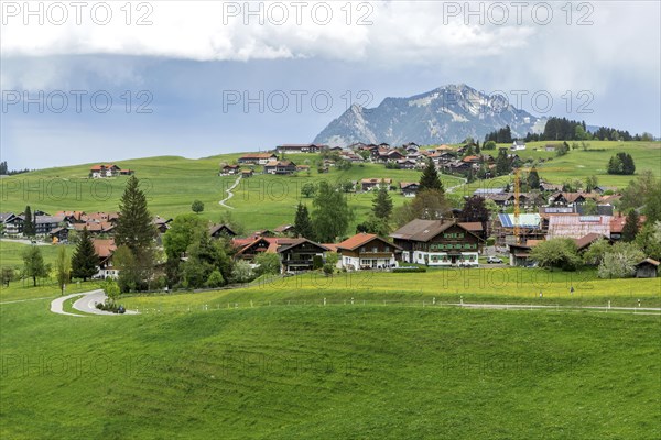 View of Ried and Niederdorf, behind Gruenten, Obermaiselstein, Oberallgaeu, Allgaeu, Bavaria, Germany, Europe