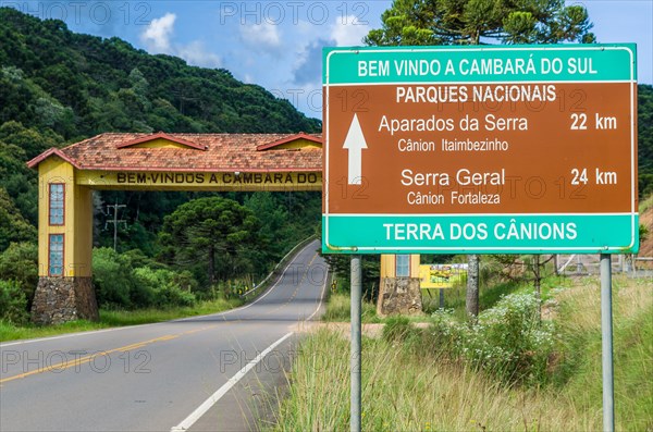 Entrance porch of the tourist town of Cambara do Sul, city of canyons