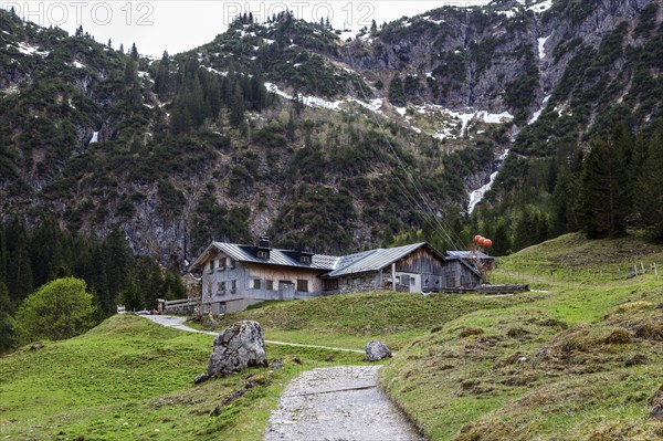 Hintere Gemstel-Huette, Gemsteltal, Mittelberg, Kleinwalsertal, Vorarlberg, Allgaeu Alps, Austria, Europe