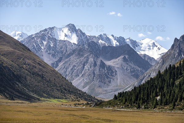 Landscape with high mountains and glaciers in the Tien Shan, mountain valley, Issyk Kul, Kyrgyzstan, Asia