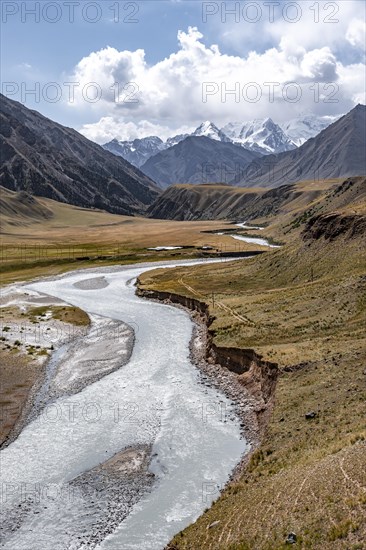 Mountain valley and river in the Tien Shan, Engilchek Valley, Kyrgyzstan, Issyk Kul, Kyrgyzstan, Asia