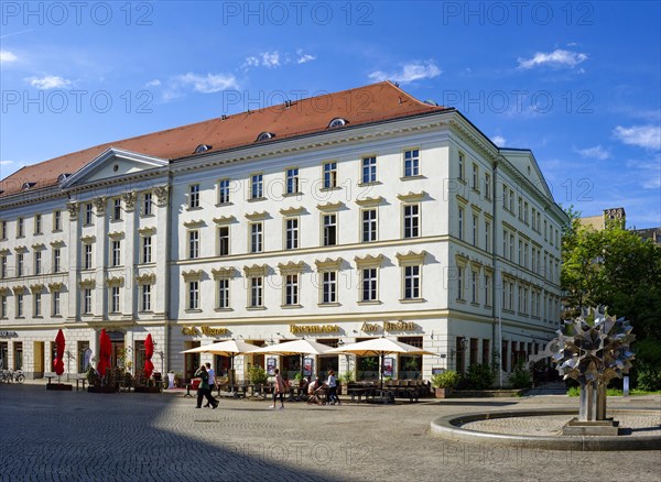 The Haus Grosser Blumenberg on Richard-Wagner-Platz, Leipzig, Saxony, Germany, Europe