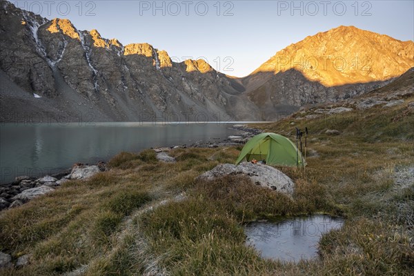 Camping in the wilderness, morning atmosphere, mountain lake in the Tien Shan, Lake Ala-Kul, Kyrgyzstan, Asia