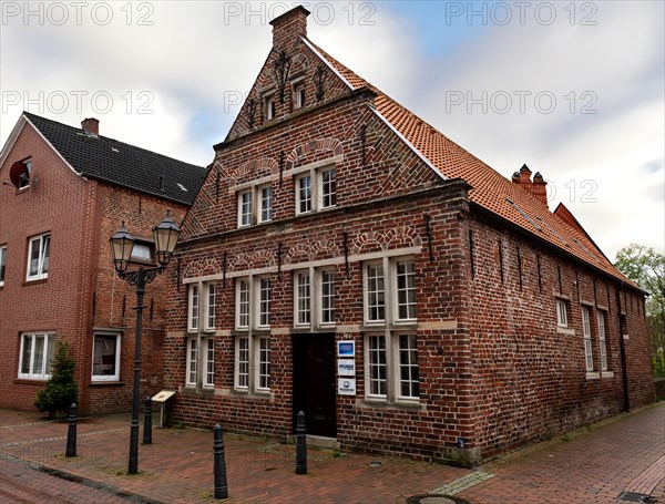 Front house with Renaissance gable, oldest residential building in the small town of Weener, district of Leer, Rheiderland, East Frisia, Lower Saxony, Germany, Europe