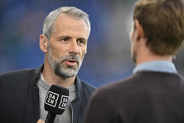 Coach Marco Rose RasenBallsport Leipzig RBL, Portrait, Interview, Microphone, Microphone, Logo, DAZN, PreZero Arena, Sinsheim, Baden-Wuerttemberg, Germany, Europe