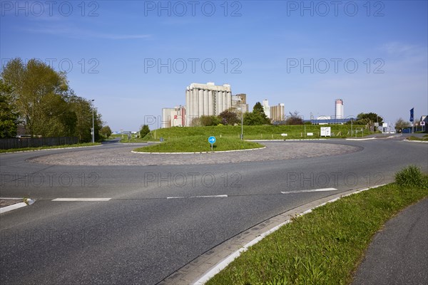 Roundabout with silos in the harbour of Husum, district of Nordfriesland, Schleswig-Holstein, Germany, Europe