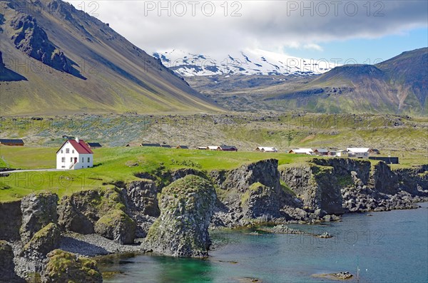 Legendary lava formations, high mountains and volcanic land, Arnastapi, Snaefelsnes, West Iceland, Iceland, Europe