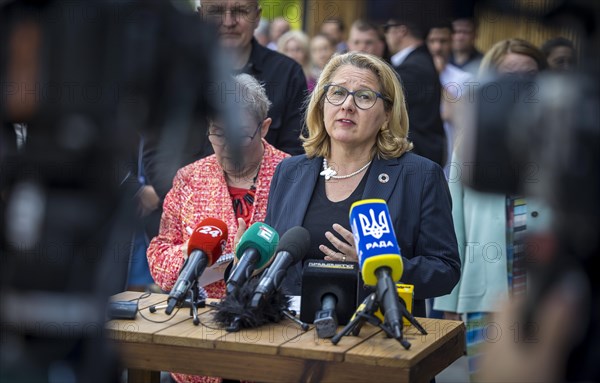 Svenja Schulze (SPD), Federal Minister for Economic Cooperation and Development, photographed during her trip to Ukraine. Here at the inauguration of a German-funded prosthesis workshop in Lviv. 'Photographed on behalf of the Federal Ministry for Economic Cooperation and Development'