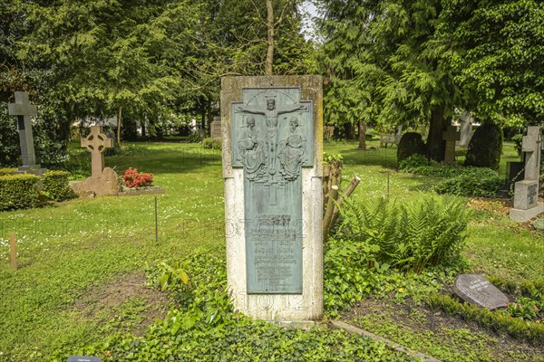 Grave of August Karle, Waldbach Cemetery, Offenburg, Baden-Wuerttemberg, Germany, Europe