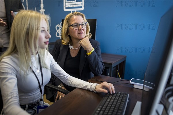 Svenja Schulze (SPD), Federal Minister for Economic Cooperation and Development, pictured during her trip to Ukraine. Here she is visiting a vocational school in Lviv. Among other things, programmers are trained here. 'Photographed on behalf of the Federal Ministry for Economic Cooperation and Development'