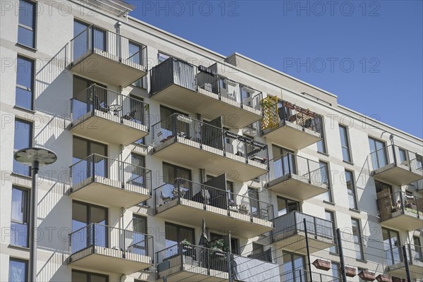 New buildings, Lauterplatz, Friedenauer Hoehe development area, Friedenau, Schoeneberg, Berlin, Germany, Europe