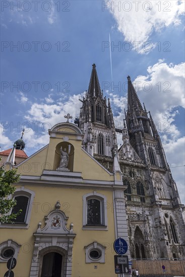 St Peter's Cathedral, left St John's, Regensburg, Upper Palatinate, Bavaria, Germany, Europe
