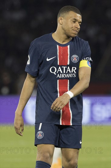 Football match, captain Kylian MBAPPE' Paris St. Germain looking resignedly to the right, Parc des Princes football stadium, Paris, France, Europe
