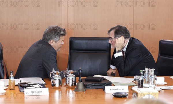 Federal Minister of Economics Robert Habeck, left, speaks at the start of the cabinet meeting with the head of the Chancellery Wolfgang Schmidt, Berlin, 29 May 2024, Berlin, Berlin, Germany, Europe