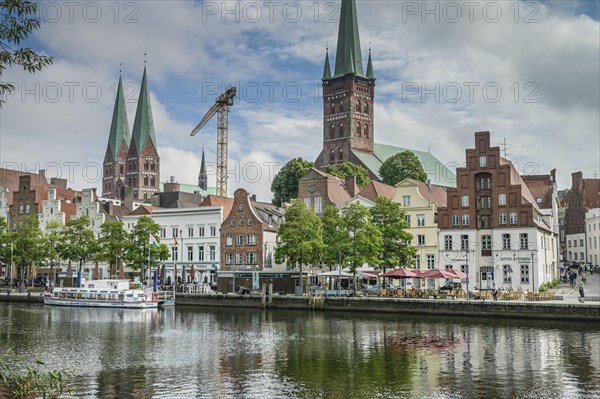 City view, town houses, Trave, promenade, An der Obertrave, Luebeck, Schleswig-Holstein, Germany, Europe