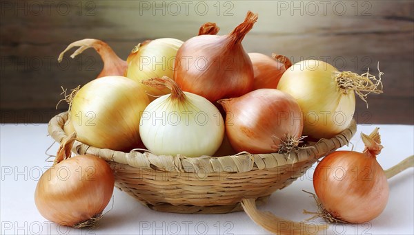 Vegetable, onion, Allium cepa, many ripe onions in a basket