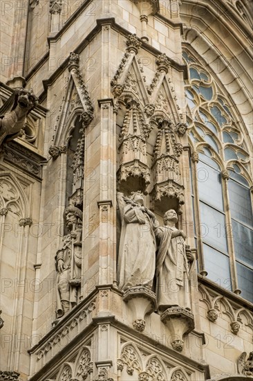 Die Aussenansicht der Kathedrale von Barcelona (Kathedrale des Heiligen Kreuzes), Barcelona, Spanien