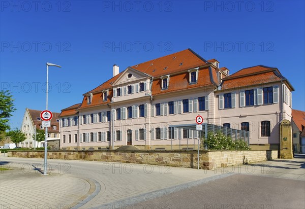 Stadionsche Schloss Bönnigheim, building, architecture, historical building, late baroque style, master builder Anton Haaf, built in 1756 on behalf of Imperial Count Anton Heinrich Friedrich von Stadion, Minister and Chancellor of the Archbishop and Elector of Mainz, small country palace, summer residence, windows, white shutters, roof, south side, Bönnigheim, Ludwigsburg district, Baden-Württemberg, Germany, Europe