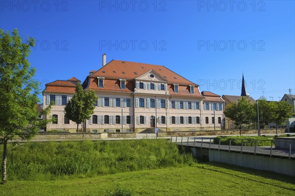 Stadionsche Schloss Bönnigheim, building, architecture, historical building, late baroque style, master builder Anton Haaf, built in 1756 on behalf of Imperial Count Anton Heinrich Friedrich von Stadion, Minister and Chancellor of the Archbishop and Elector of Mainz, small country palace, summer residence, windows, white shutters, roof, south side, Bönnigheim, Ludwigsburg district, Baden-Württemberg, Germany, Europe