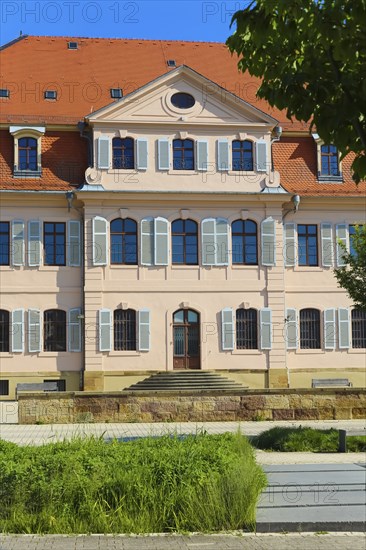 Stadionsche Schloss Bönnigheim, building, architecture, historical building, late baroque style, master builder Anton Haaf, built in 1756 on behalf of Imperial Count Anton Heinrich Friedrich von Stadion, Minister and Chancellor of the Archbishop and Elector of Mainz, small country palace, summer residence, windows, white shutters, roof, south side, Bönnigheim, Ludwigsburg district, Baden-Württemberg, Germany, Europe