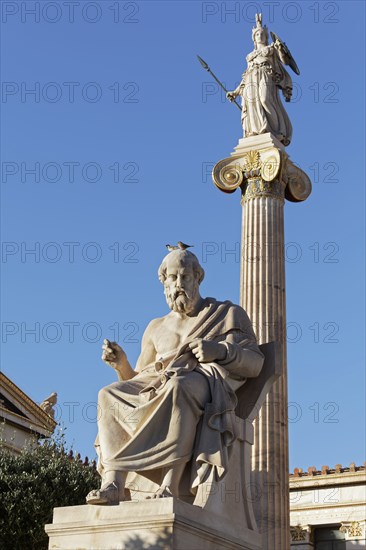 Sculpture of the Greek philosopher Plato, Plato, blue sky, sculptor Leonidas Drosis, Academy of Athens, Greece, Europe