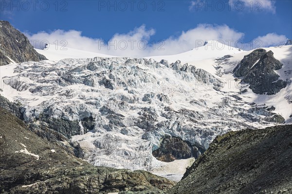 Foothills of the Moiry glacier, near Grimentz, Val d'Anniviers, Valais Alps, Canton Valais, Switzerland, Europe