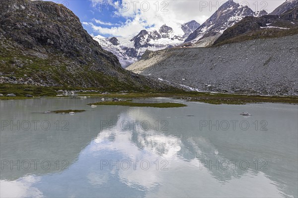 Glacial lake below the Moiry glacier, near Grimentz, Val d'Anniviers, Valais Alps, Canton Valais, Switzerland, Europe
